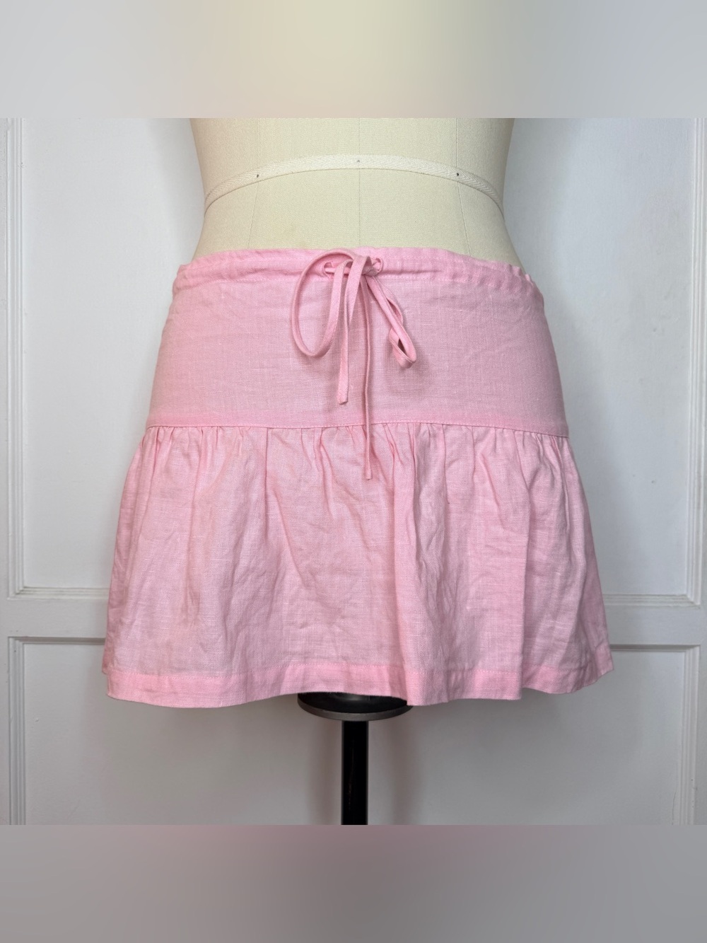 Forever 21 pink mini skirt